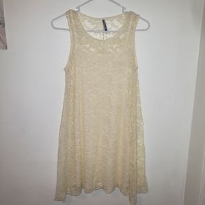 Cream Color Sleeveless Lace Dress